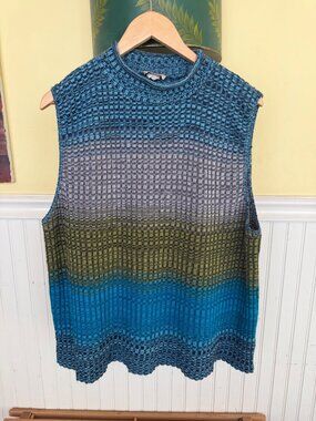plus size vintage 2X Sleeveless Knit Top By M.K.M. Designs With Blue Gray & Gree